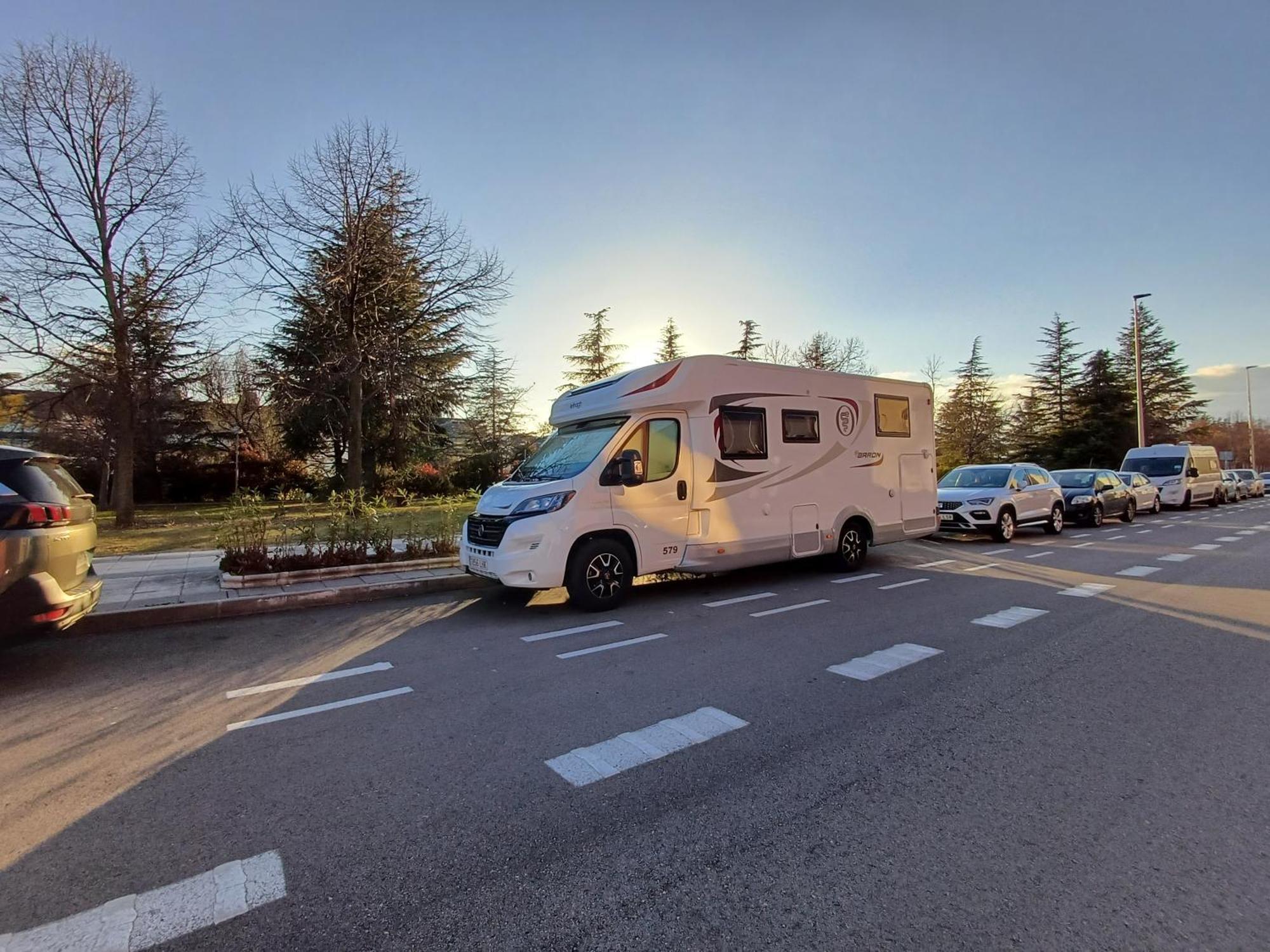 Autocaravana De Lujo Elnagh Parque de Campismo