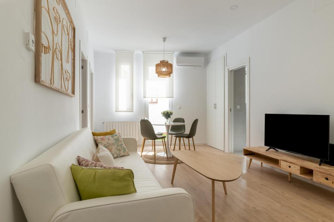 2 Bedrooms 2 Bathrooms Furnished - Retiro - Refurbished - Mintystay Madri