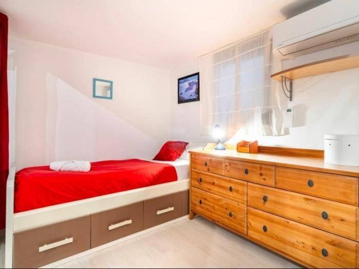 El Hogar De Montesa Apartment Madrid