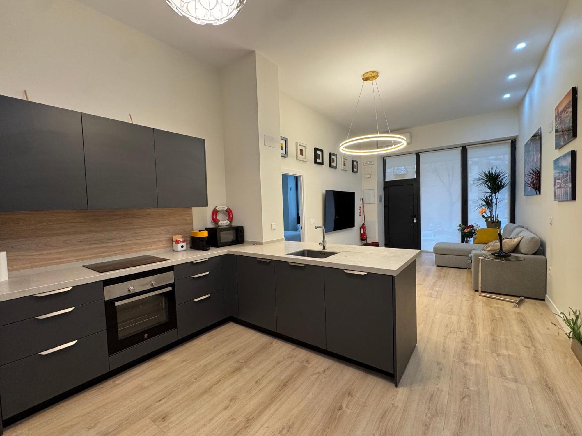 Luxury Wifi Ac Servicios En La Puerta Apartamento Madri