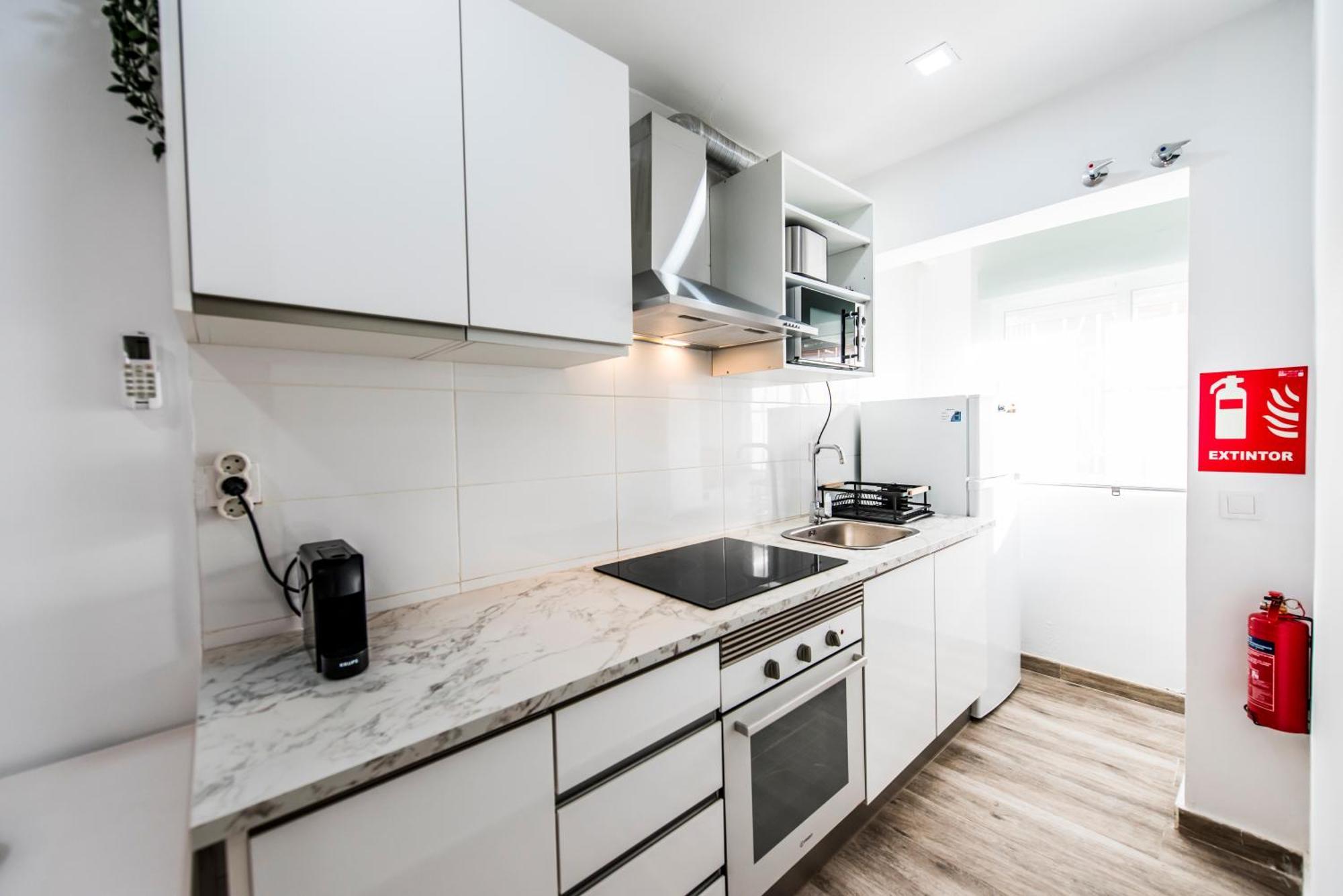 Apartamento Encantador En Barajas By Bebalmy Madrid