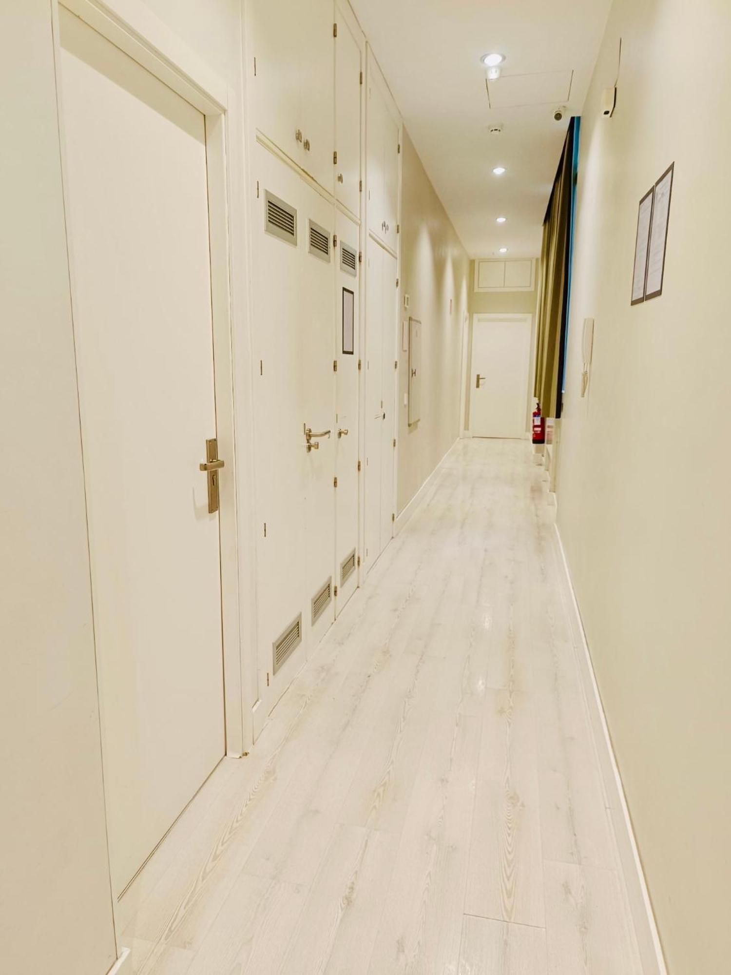 Apartment Apolo *