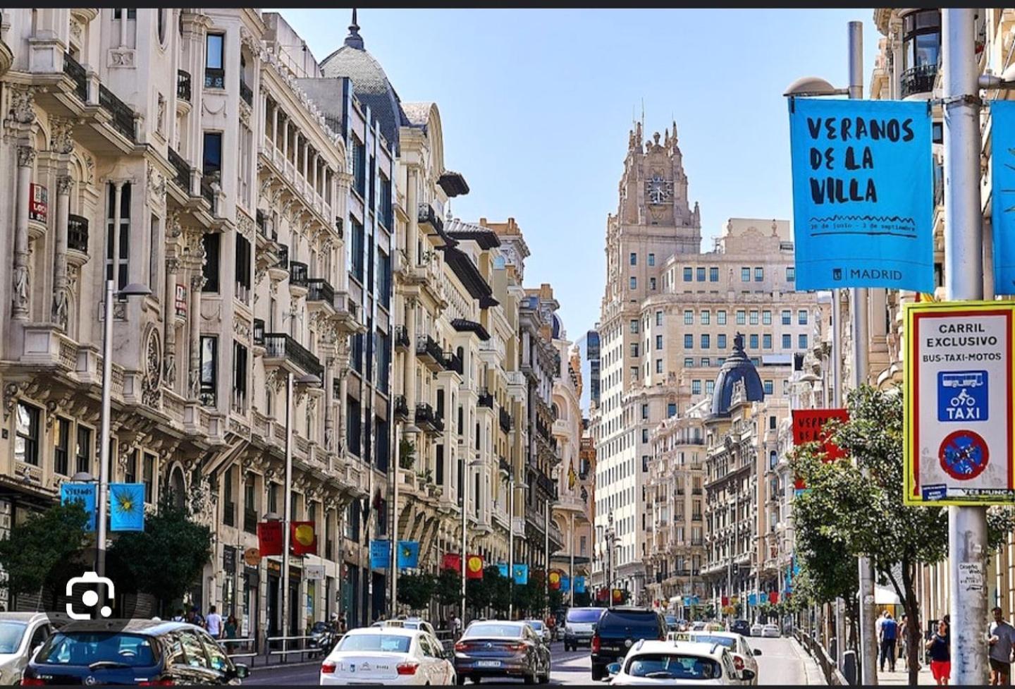Apartamento Lovely - Apartasuite Completo En Excelente Ubicacion En