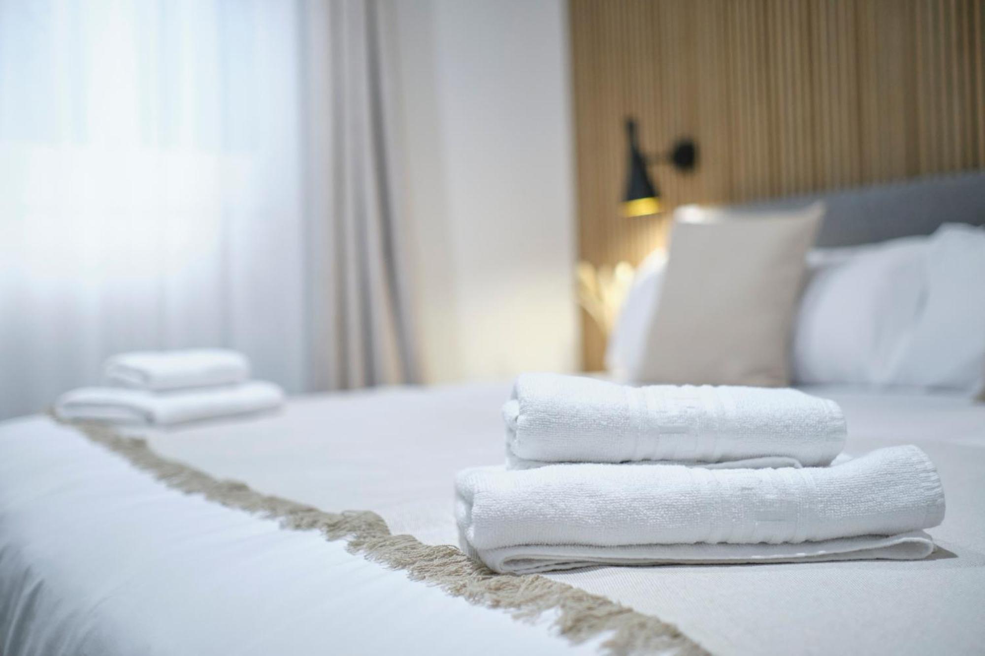 Lovely - Apartasuite Completo En Excelente Ubicacion En Apartamento *