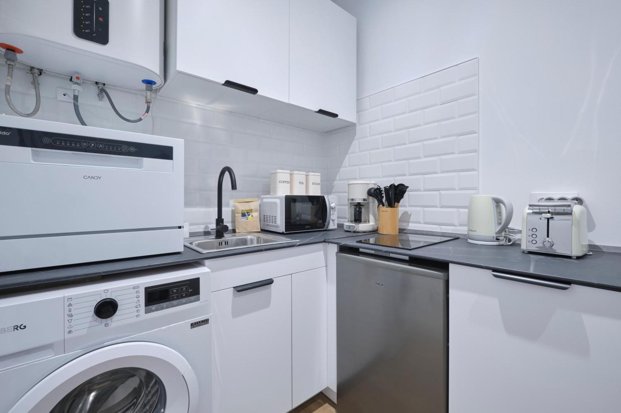 Lovely - Apartasuite Completo En Excelente Ubicacion En Apartamento *