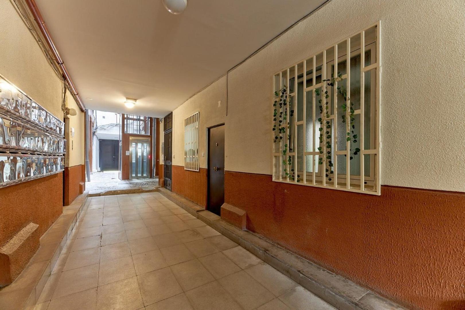 Fee4me. Amazing In The Heart Of Lavapies *