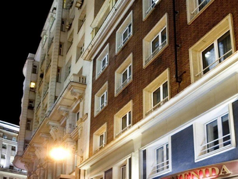 Avenida Gran Vía Hotel Madrid