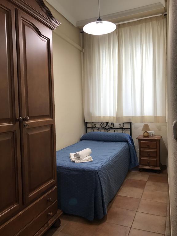 El Pilar Casa de hóspedes 2*