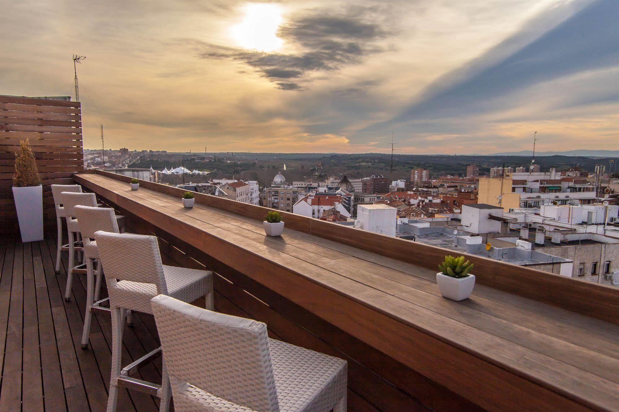 Apartosuites Jardines De Sabatini 3*