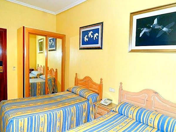 Guest house Ch Plaza D'ort Iv Madrid