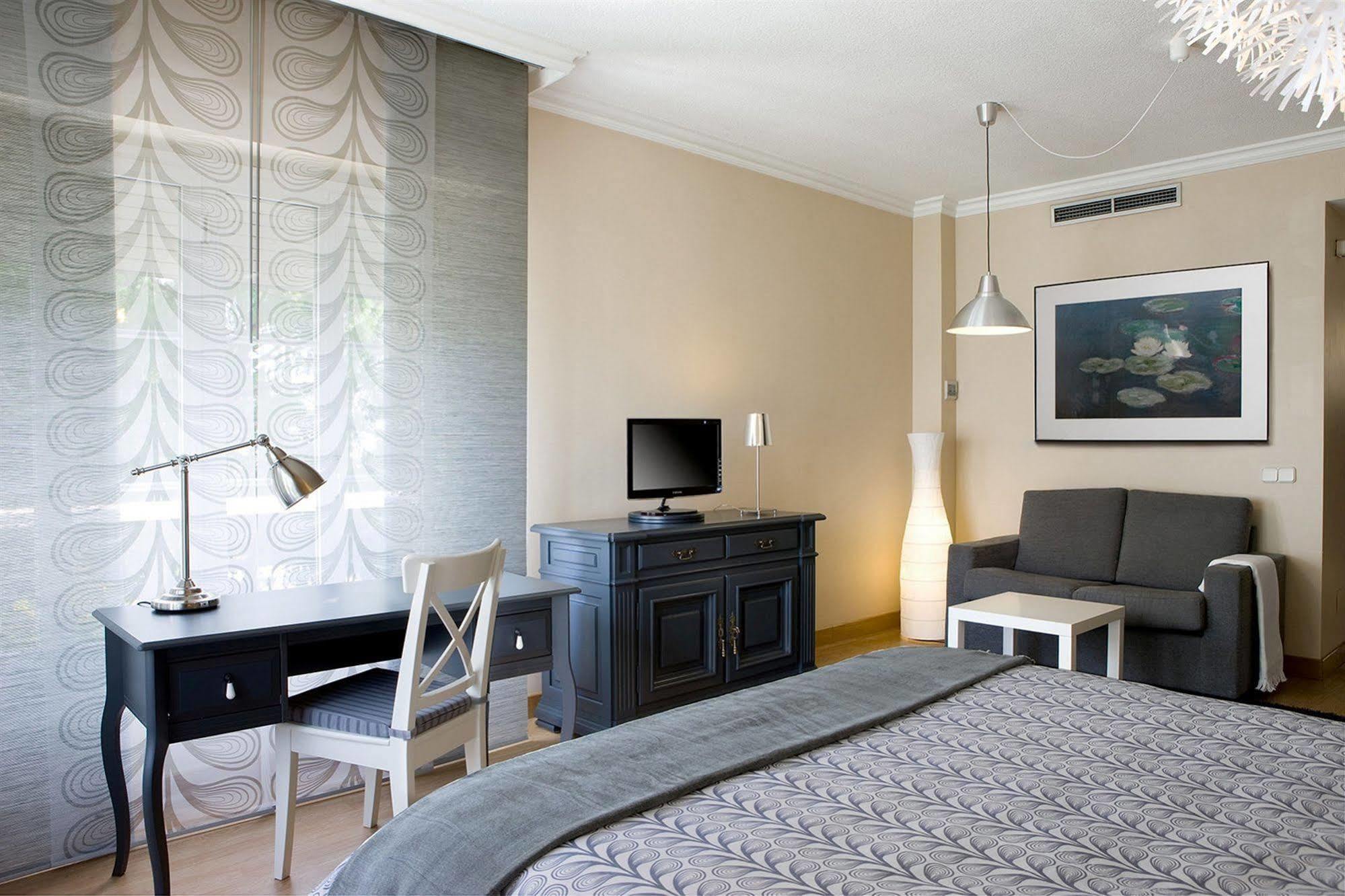 Aparthotel Th Aravaca 3*