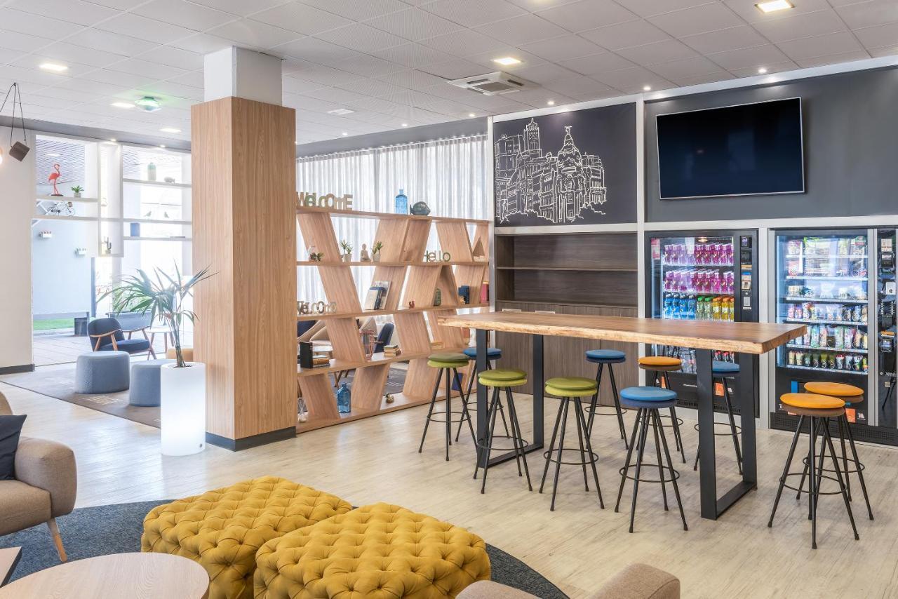 Aparthotel Airport Suites, Affiliated By Melia Madri
