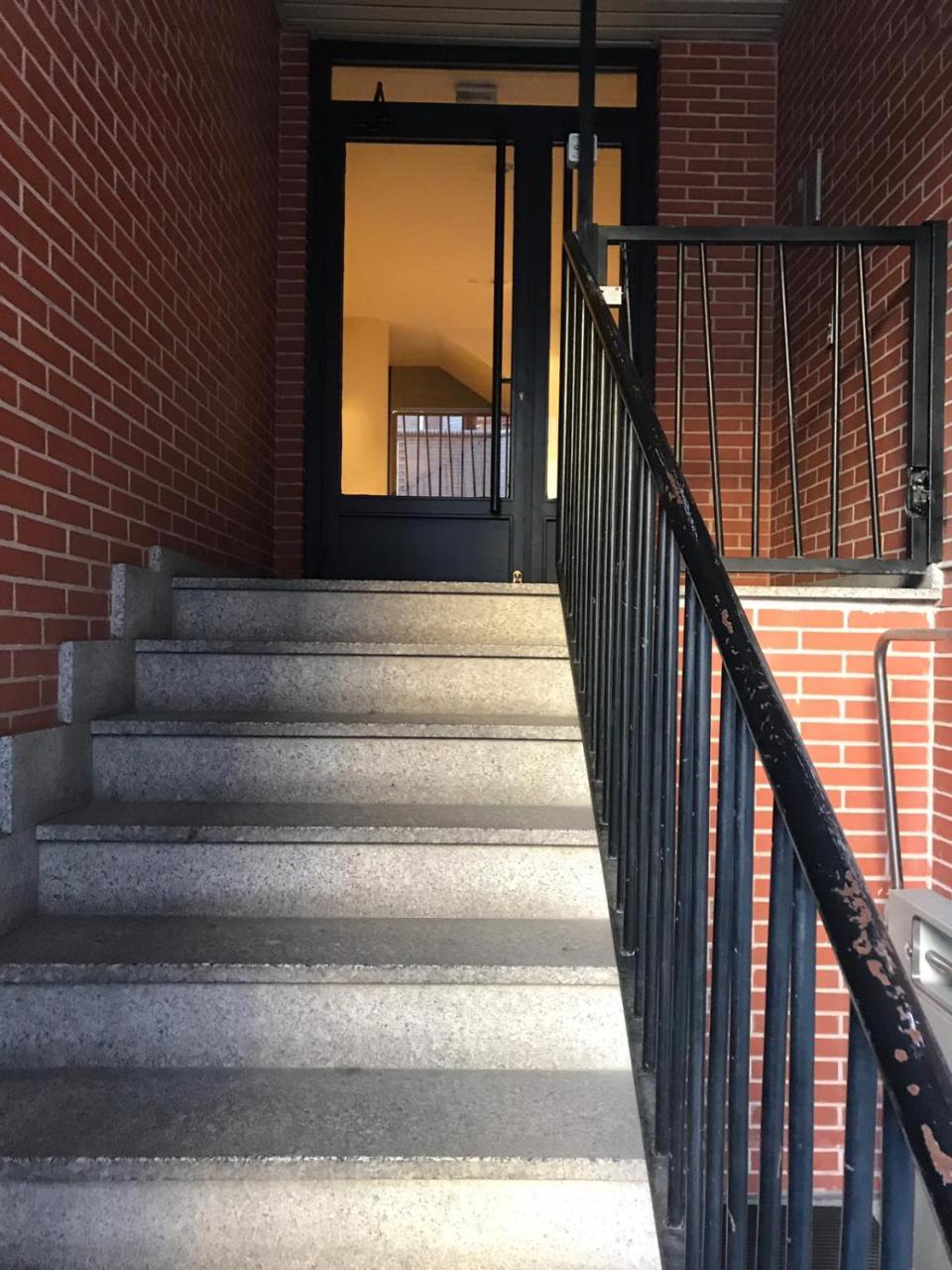Apartment 5 Calle De Robledo Madrid