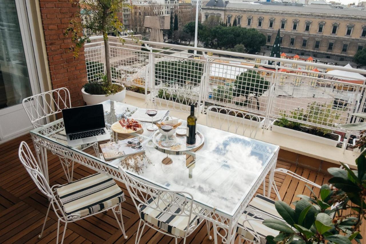 300m² 5 Slaapkamer, 4 Privé Badkamer In Salamanca * Madrid