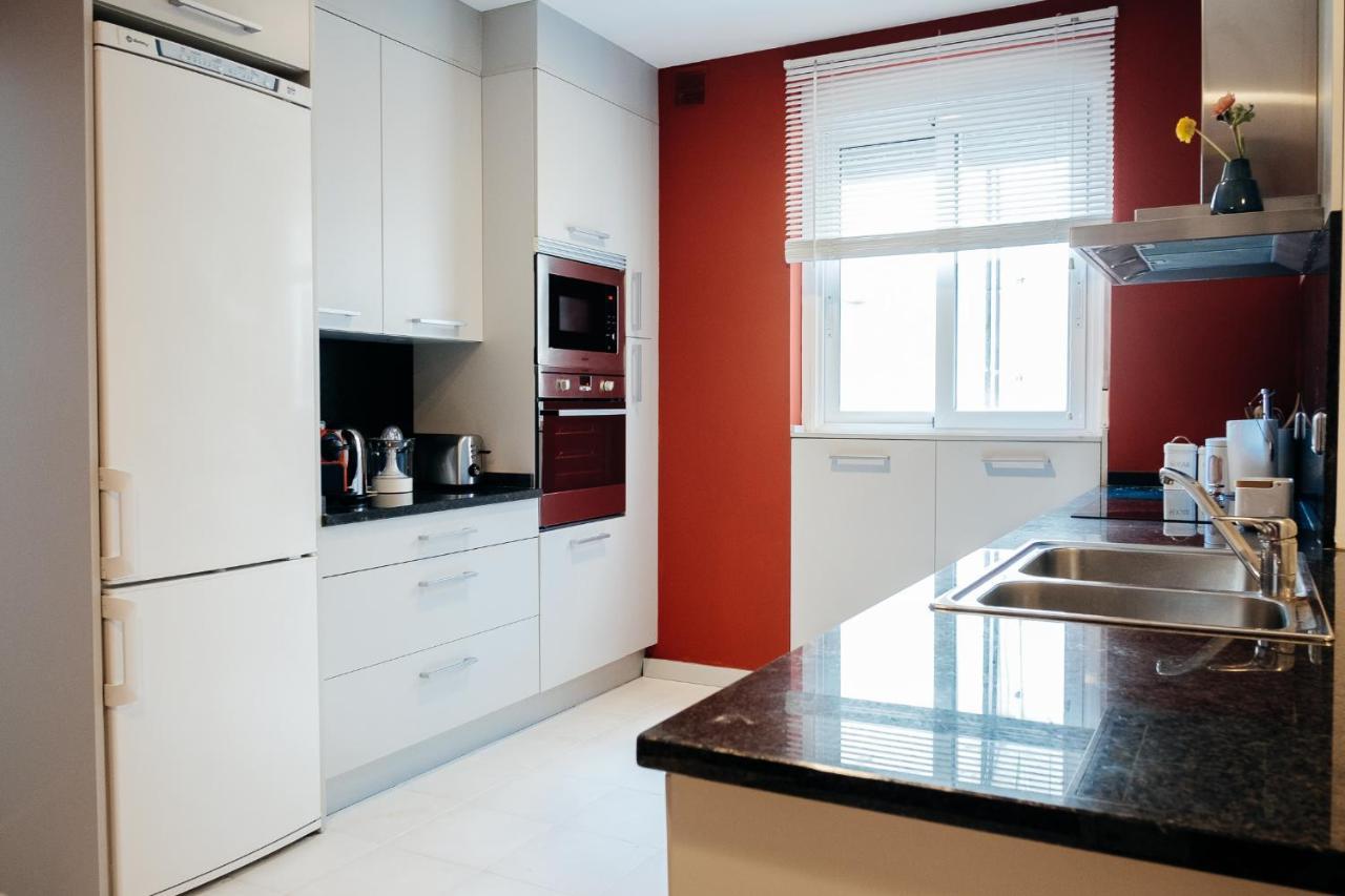 300m² 5 Slaapkamer, 4 Privé Badkamer In Salamanca