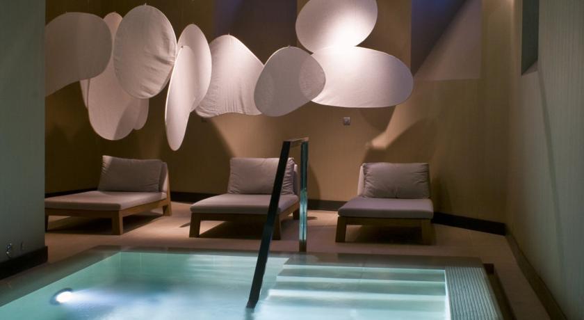 Radisson Blu Hotel, Prado Hotel