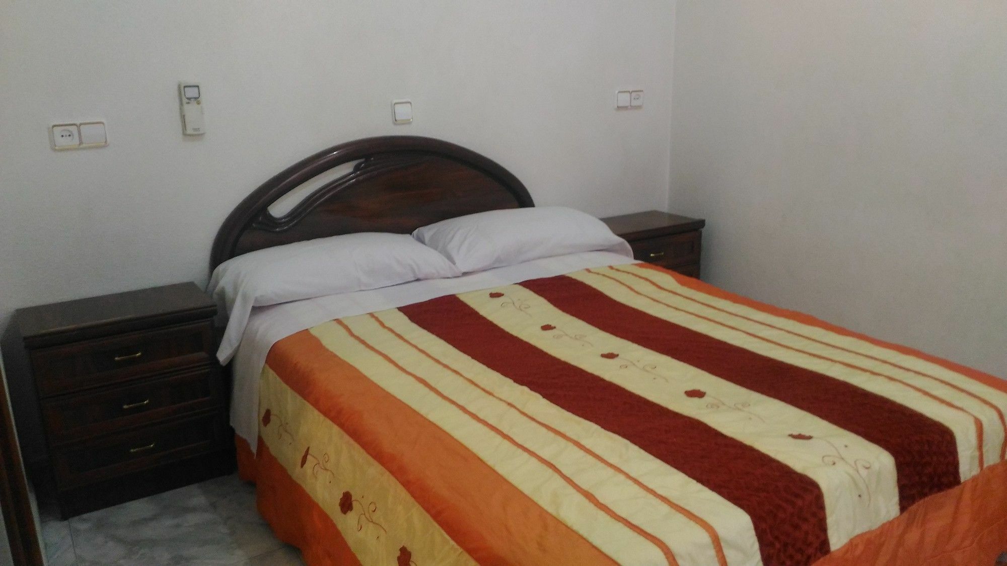 Casa de hóspedes Palacios Fuencarral Madri
