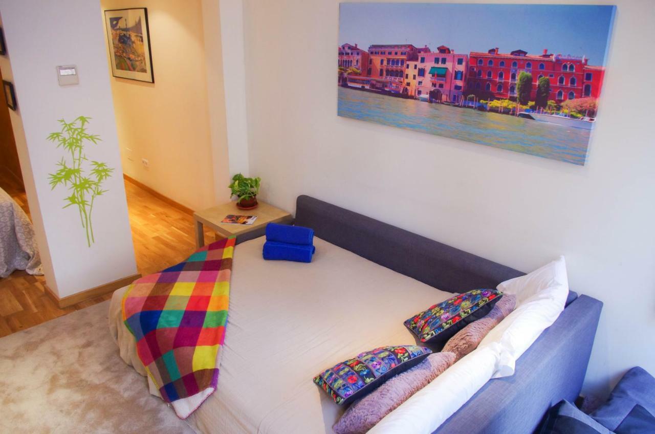 Modern And Lovely In Chueca *
