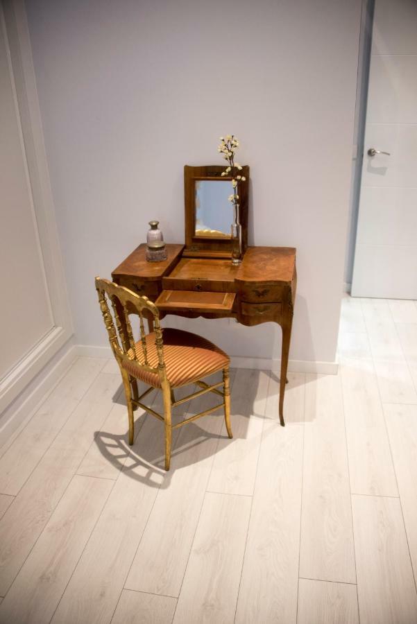 Apartamento Elegante Y Espacioso, Junto A La Plaza Mayor Madri