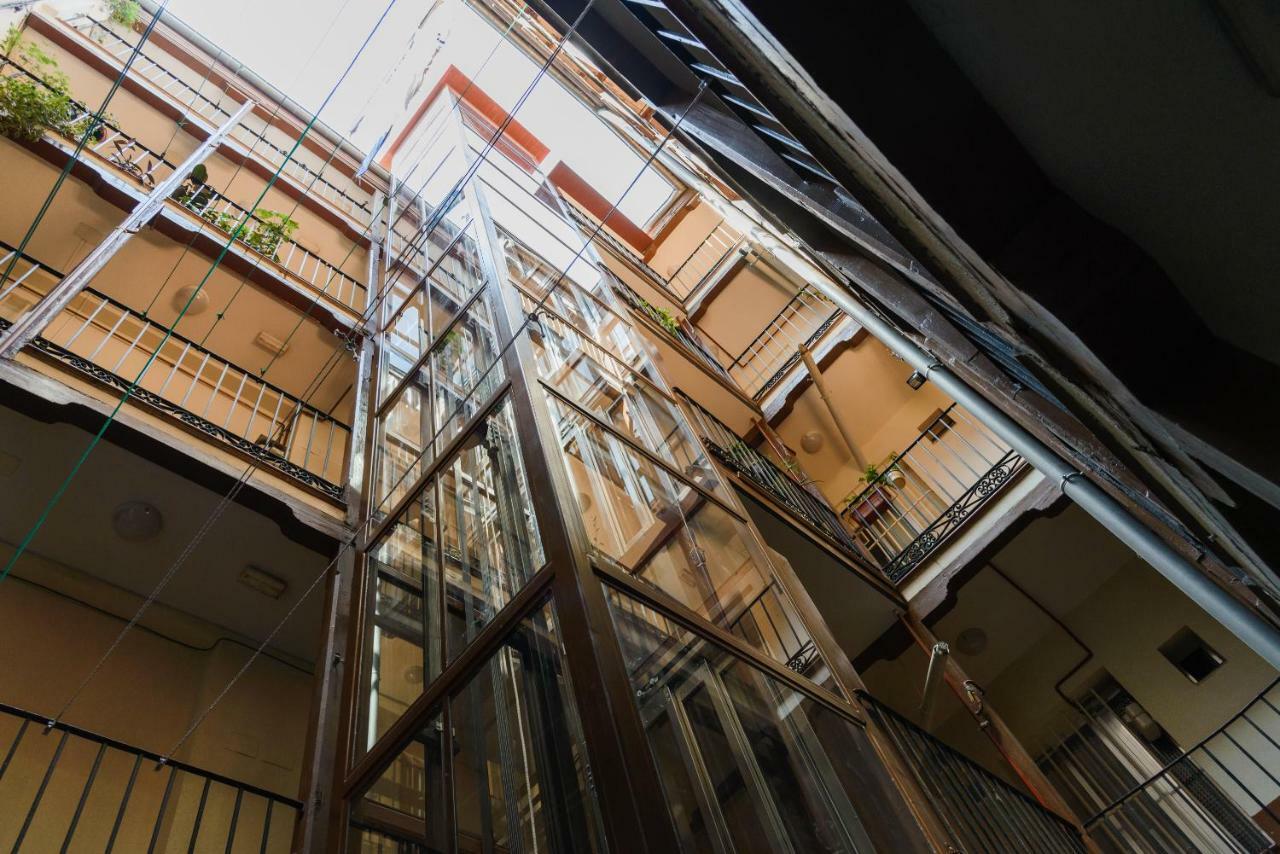 Reina Sofia - Buhardilas Con Encanto, Ac Apartamento *