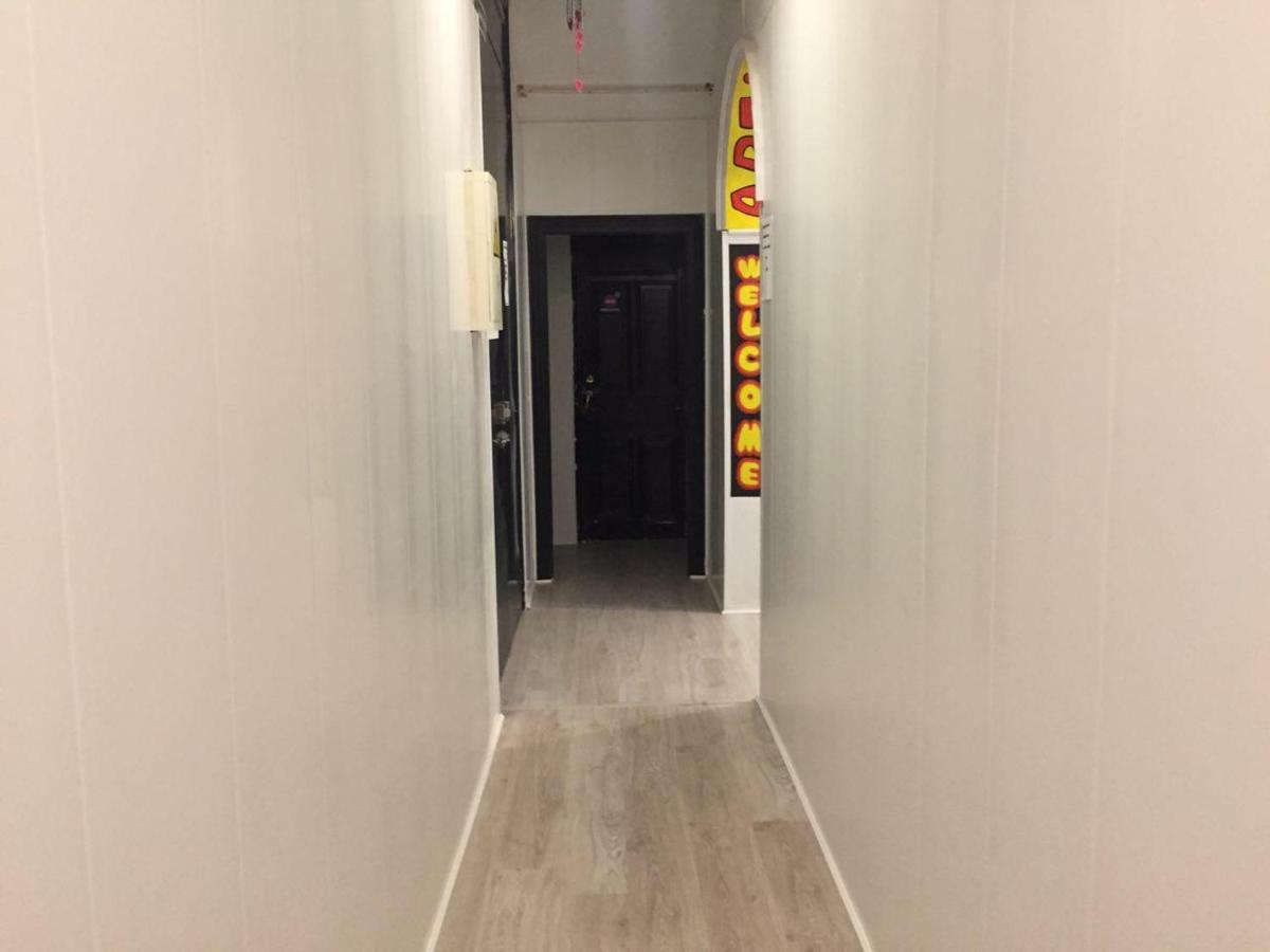 Arvin Hostal * Madrid
