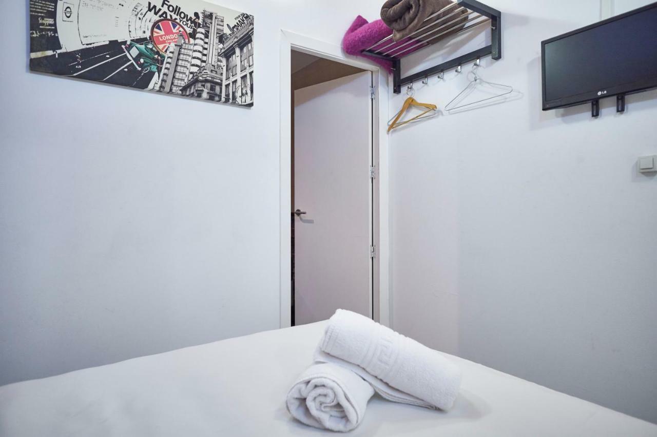 Pensión Barco Rooms *