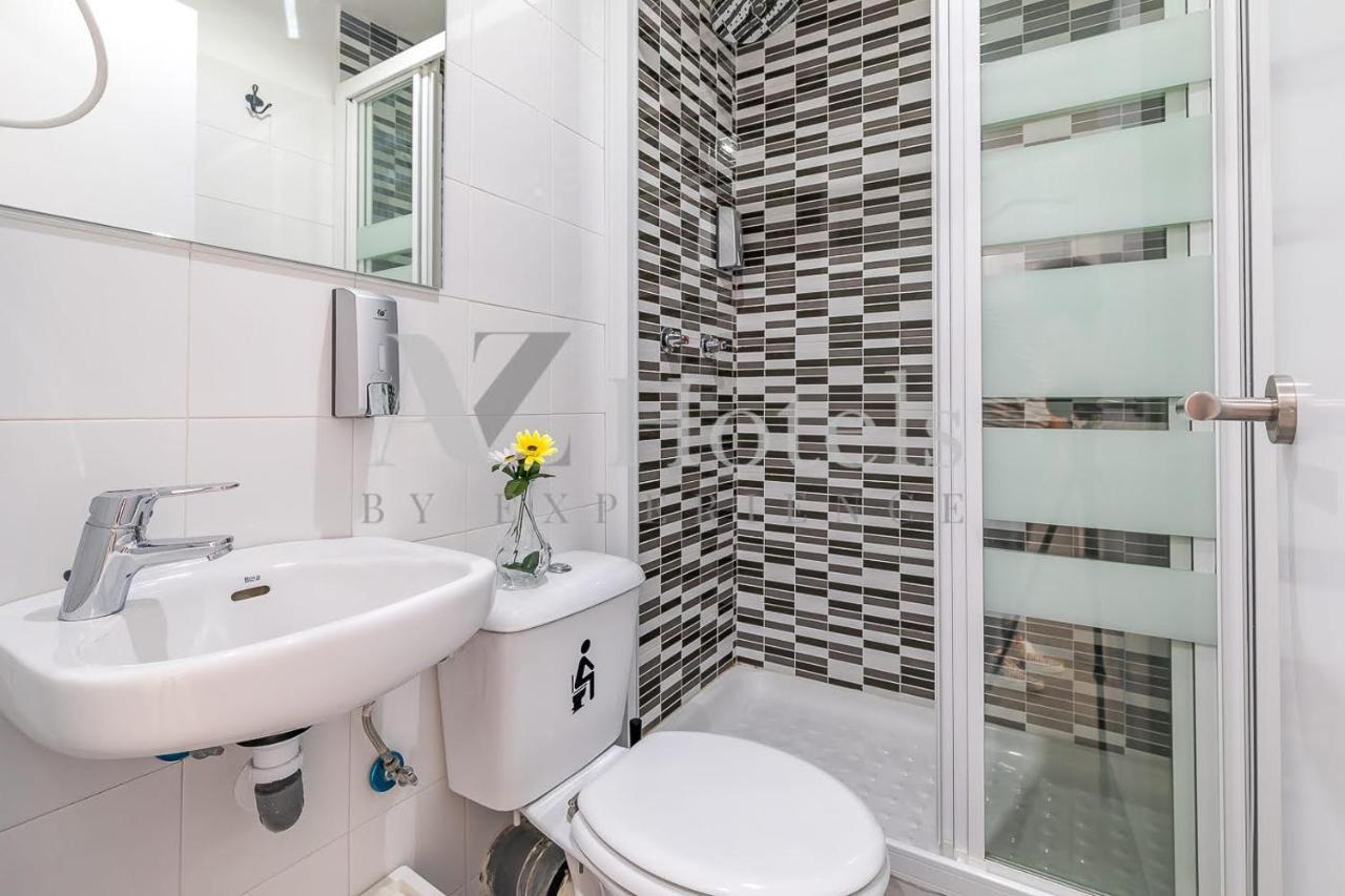 Gasthuis Ayz Sierra De Meira - Auto Check-in (adults Only) Madrid