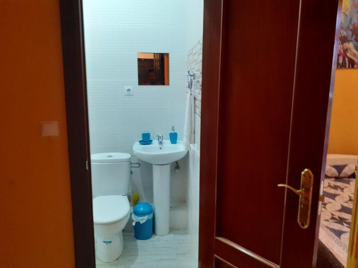 Arvin Hostal *