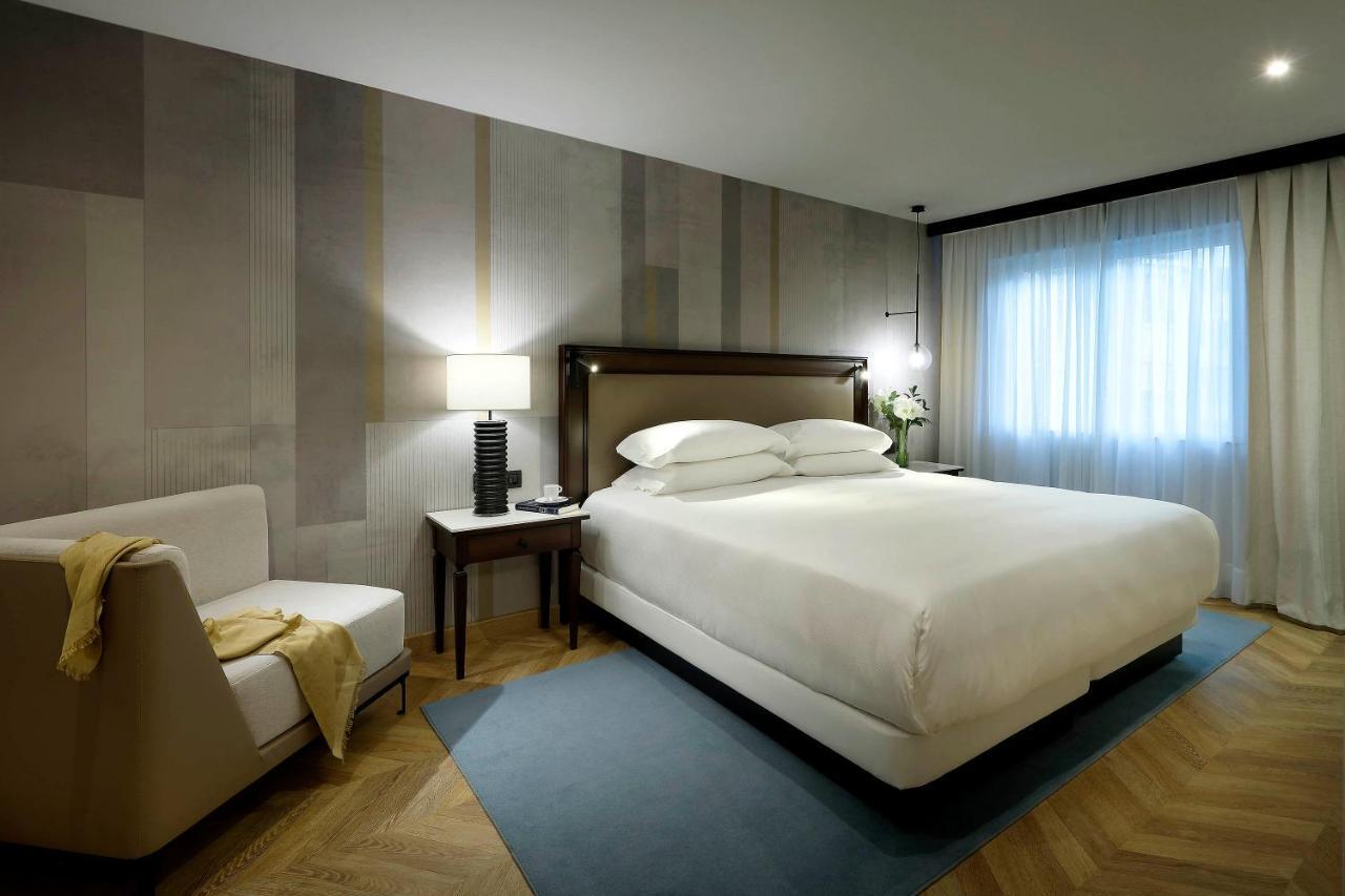 Hotel Hyatt Regency Hesperia 5*