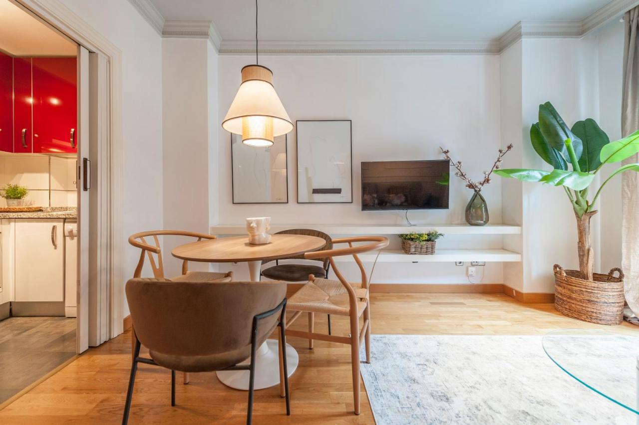 Plaza De Cibeles Ii Appartement *