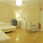 Cozy Rooms In Argueelles, Madrid - Sk