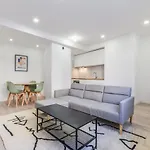 Apartamentos Reformados En Madrid Rio