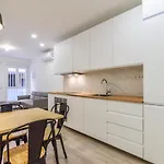 Apartamentos Reformados En Madrid Rio