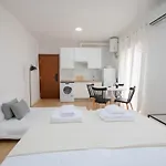 For You Rentals Encantador Y Unico Estudio Temporal En Tetuan Madrid Mlu1º1