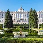 Apartamento Con Encanto Junto A La Plaza Mayor