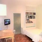 Exclusivo Y Acogedor Apartamento Con Balcon En Chueca, Con Aire Acondicionado