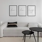 Cozy 2 Bedroom Apartment With Patio