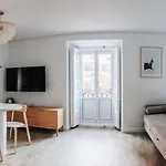 Beautiful Apartment In The Heart Of Madrid
