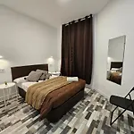 Hostal Andrea Granvia