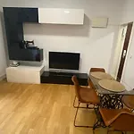 Comfortable Flat In Paseo Del Prado Atocha-Almd8