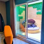 Hotel Avenue - Lovely Hotel