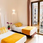 Hostal Josefina-Gran Via