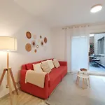 Dflat Escultor Madrid Apartments