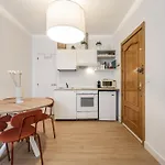 Pequeno Apartamento Reformado En Tirso De Molina Alquiler Temporal