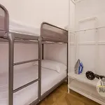 Confort Y Cultura Para 10, En El Vibrante Lavapies
