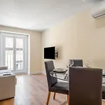 2 Bedrooms 2 Bathrooms Furnished - Malasana - Bright And Refurbished - Mintystay