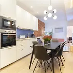 MIT House 4 Ways en Madrid