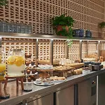 The Social Hub Madrid Extended Stay