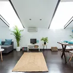 Modern Top Floor Loft At Malasana\'S Heart