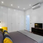 Dobo Homes Relatores II Apartment